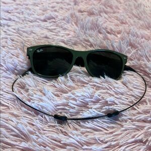 Ray-Ban Dark Green Sunglasses
